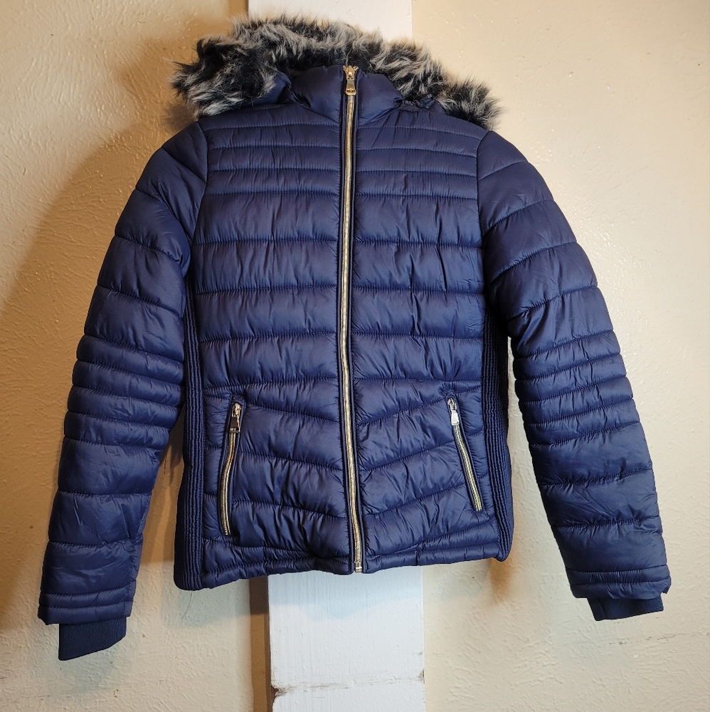 Teen girls jacket Size 14 Puff Navy Blue Hooded Quality Fall Winter Cold Weather